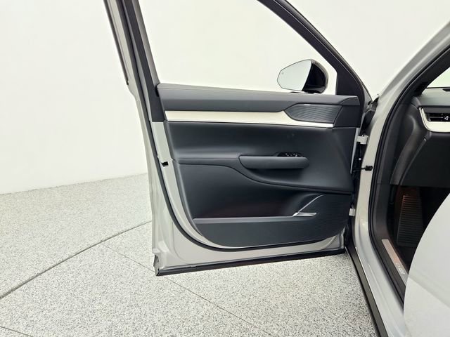 New 2025 Volvo EX90 Ultra w/ Protection Package Premier image 24