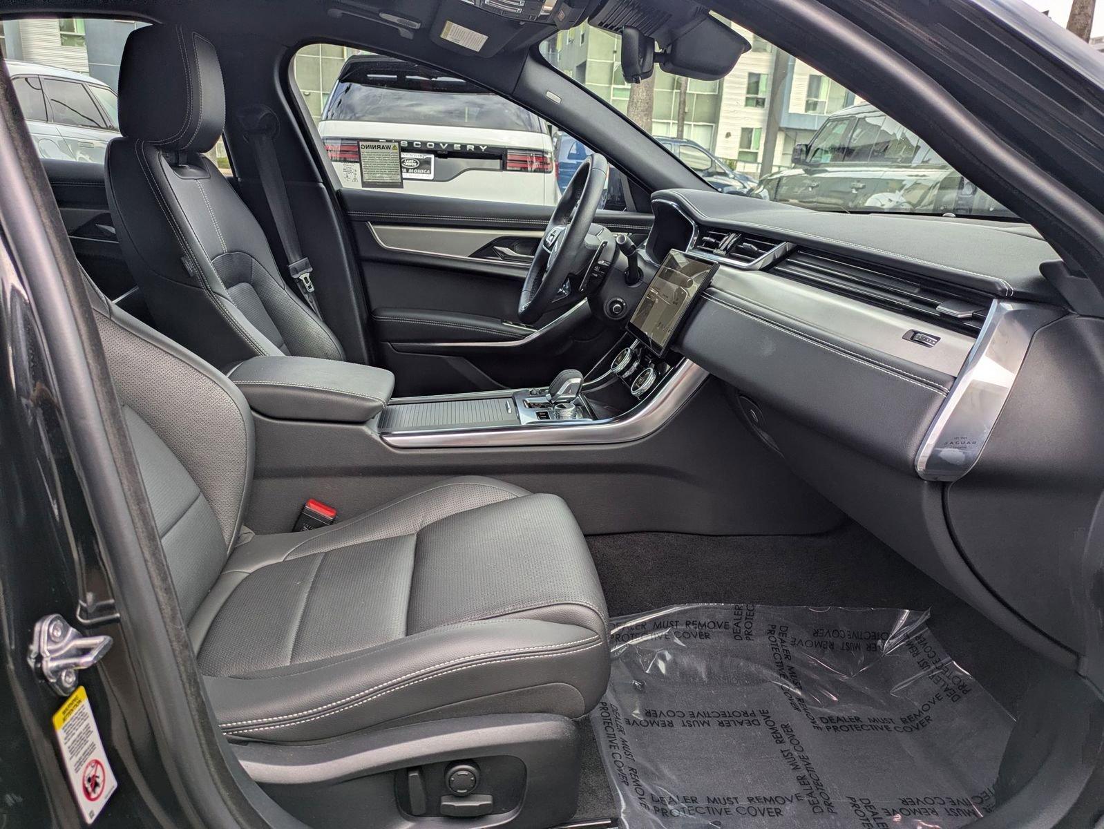 Used 2024 Jaguar XF R-Dynamic SE image 30