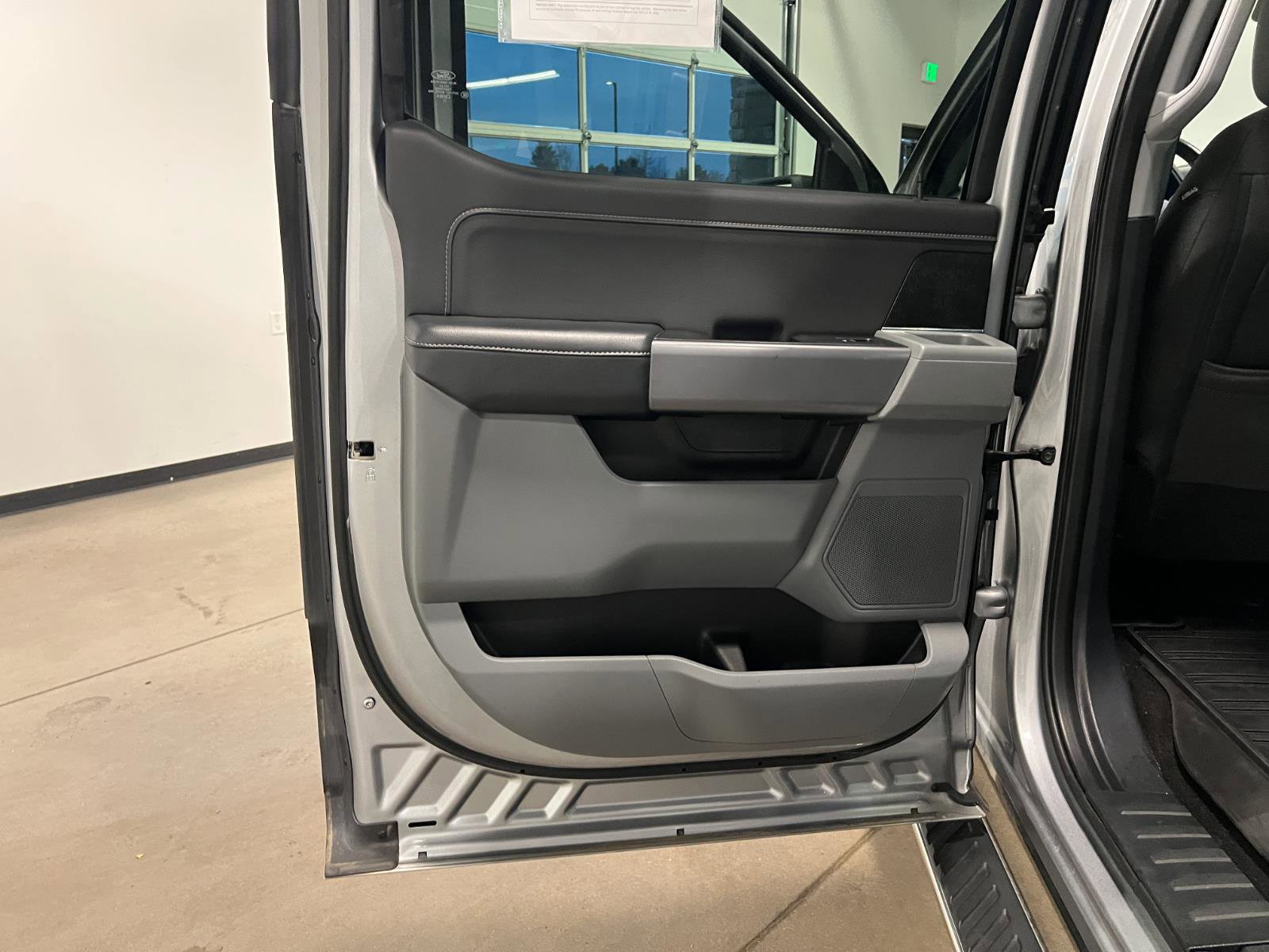 Used 2023 Ford F150 XLT w/ Equipment Group 302A High image 29