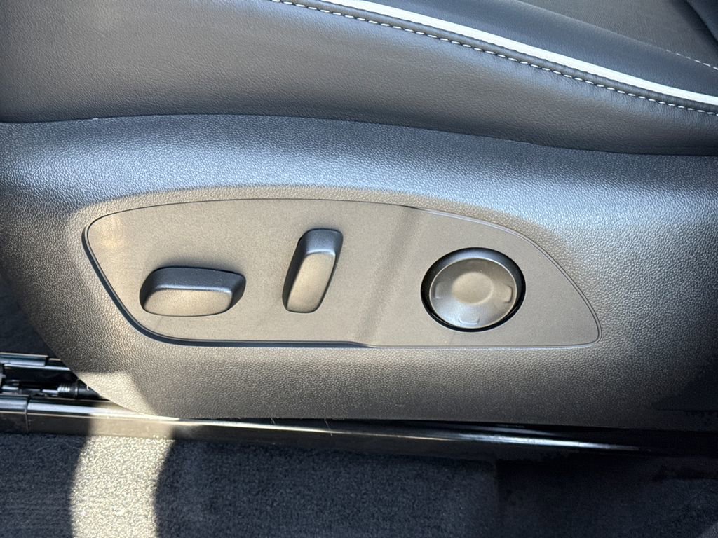 New 2026 Buick Enclave Preferred w/ Power Package image 19