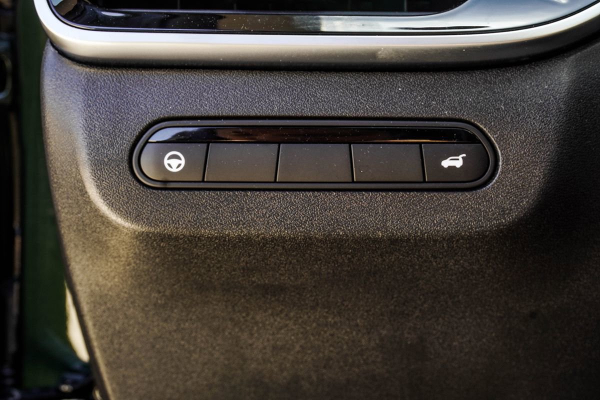 Certified 2026 INFINITI QX60 Luxe w/ Cargo Package image 33