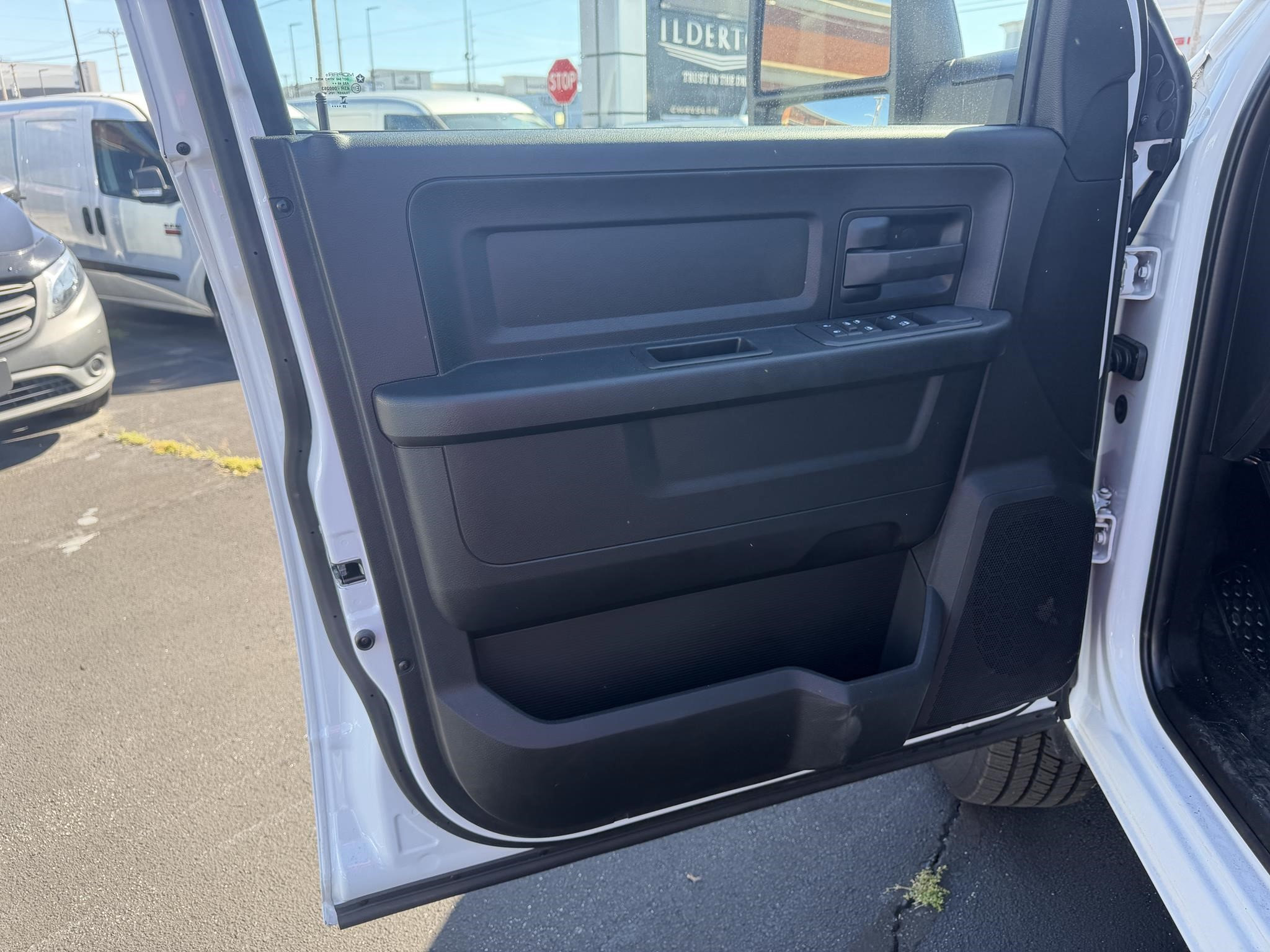 Used 2026 RAM 2500 Tradesman w/ Chrome Appearance Group AWD/4WD image 20