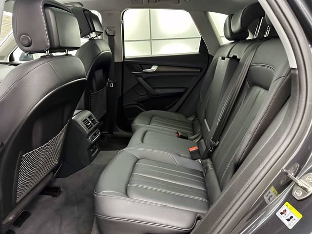 Certified 2024 Audi Q5 2.0T Premium Plus w/ Premium Plus Package AWD/4WD image 13