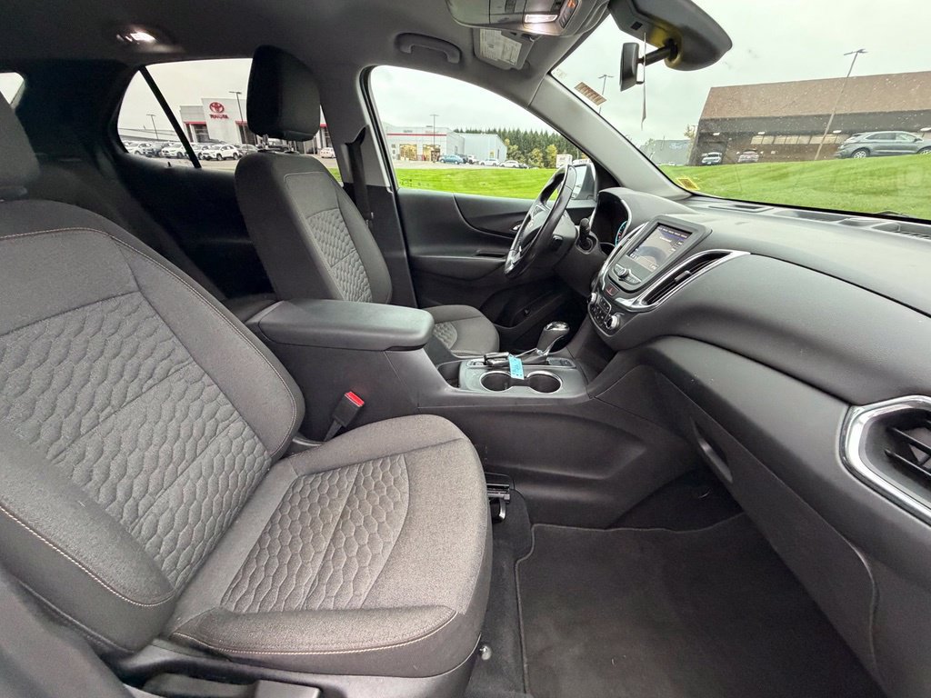 Used 2021 Chevrolet Equinox LT AWD/4WD image 35
