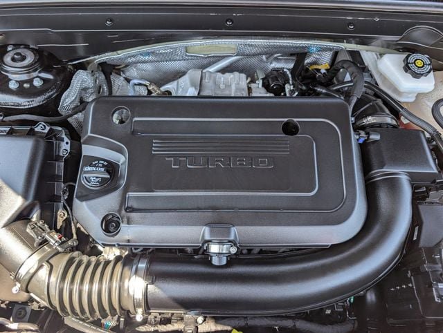 Used 2025 Buick Envision Avenir AWD/4WD image 31