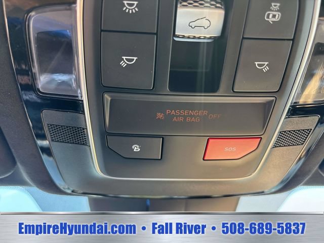 Certified 2023 Hyundai Santa Fe Calligraphy w/ Winter Weather Package AWD/4WD image 32