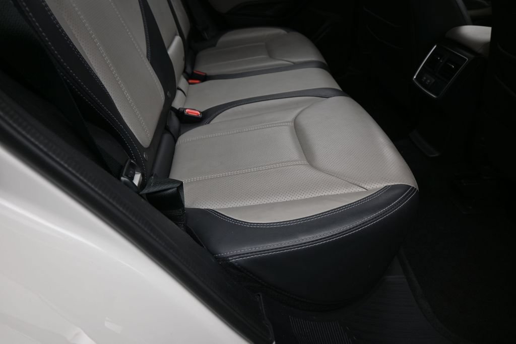 Used 2022 Subaru Forester Limited AWD/4WD image 40