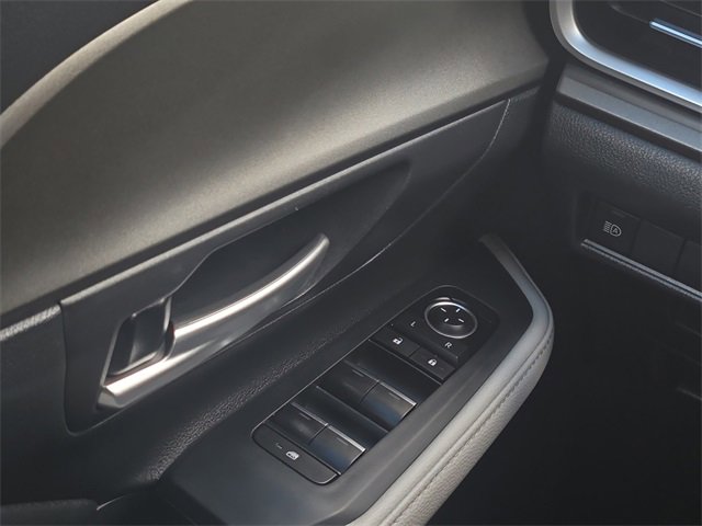 Certified 2024 Toyota Grand Highlander XLE image 28