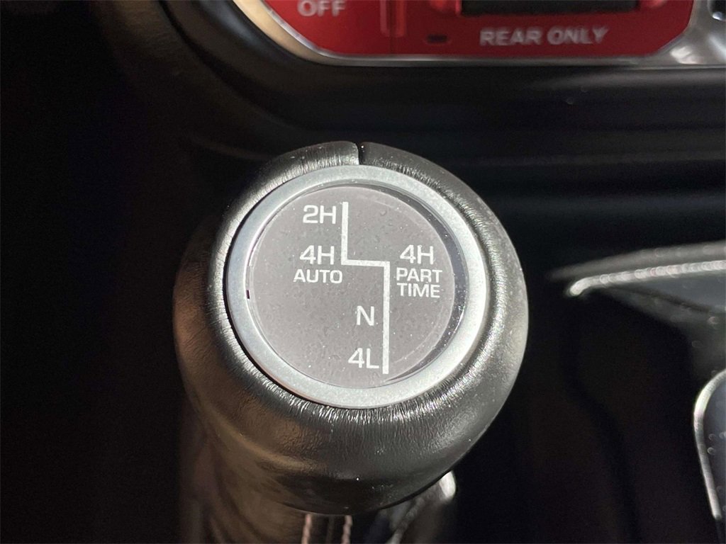 Used 2023 Jeep Wrangler Unlimited Rubicon 4xe w/ Safety Group image 31