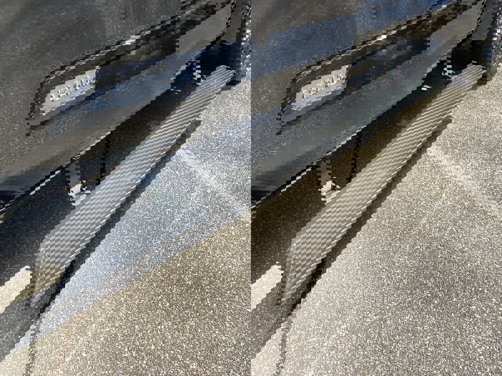 Used 2023 Toyota Tundra Platinum w/ Advanced Package image 19