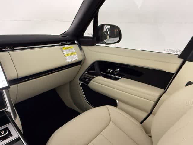 New 2027 Land Rover Range Rover Long Wheelbase SE AWD/4WD image 19