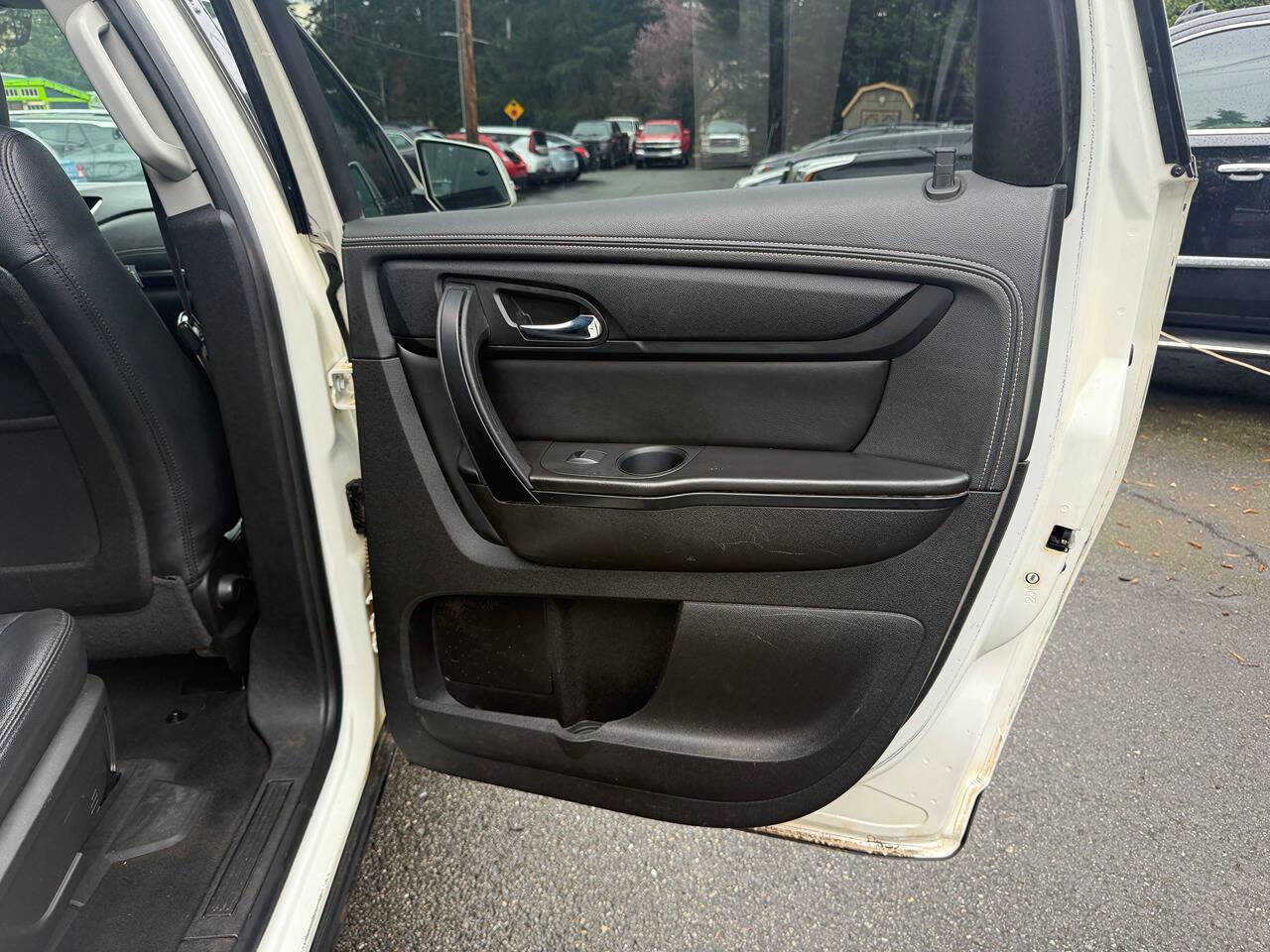 Used 2014 Chevrolet Traverse LT AWD/4WD image 26