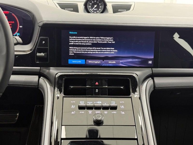 Certified 2026 Porsche Panamera 4 image 15