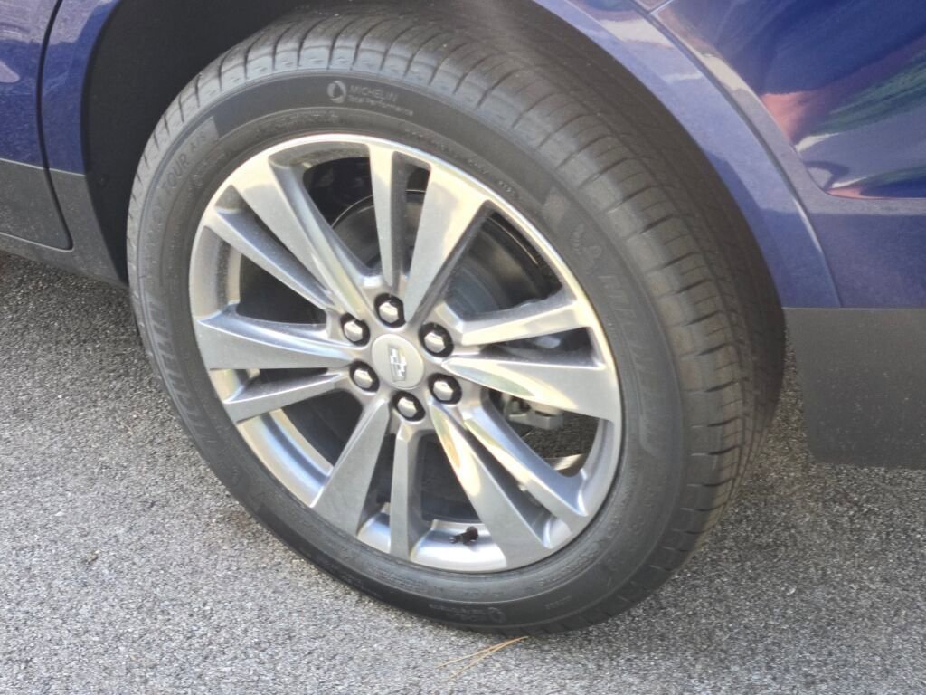 New 2025 Cadillac XT5 Premium Luxury image 15