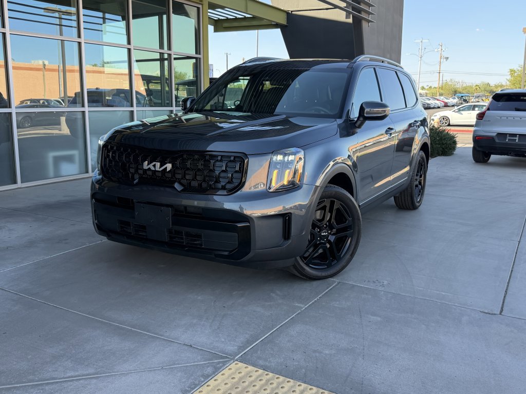 Used 2024 Kia Telluride EX X-Line image 2