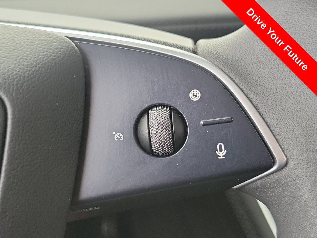 Used 2026 Tesla Model Y 2WD image 6