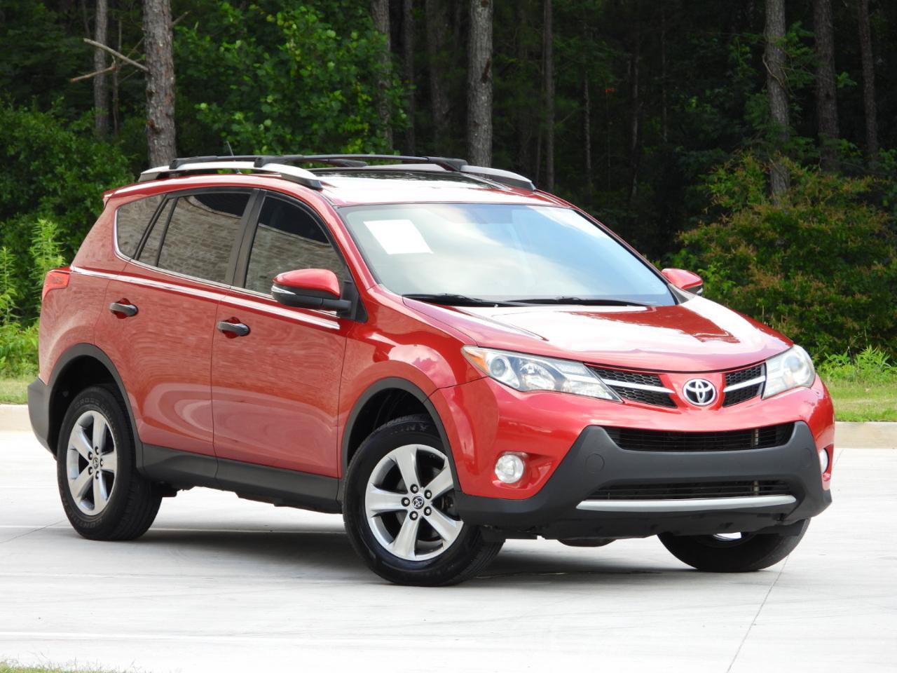 Used 2015 Toyota RAV4 XLE FWD image 12