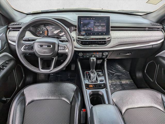 Used 2023 Jeep Compass Latitude AWD/4WD image 22