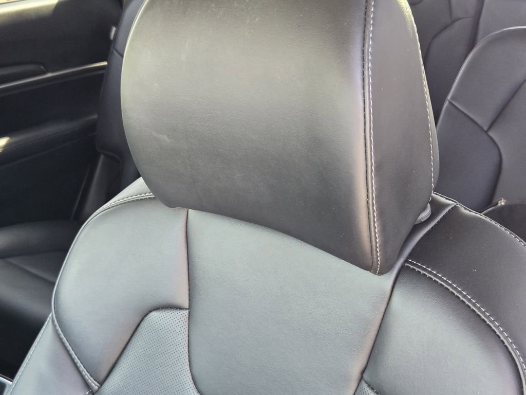 Used 2025 Kia Telluride S image 12