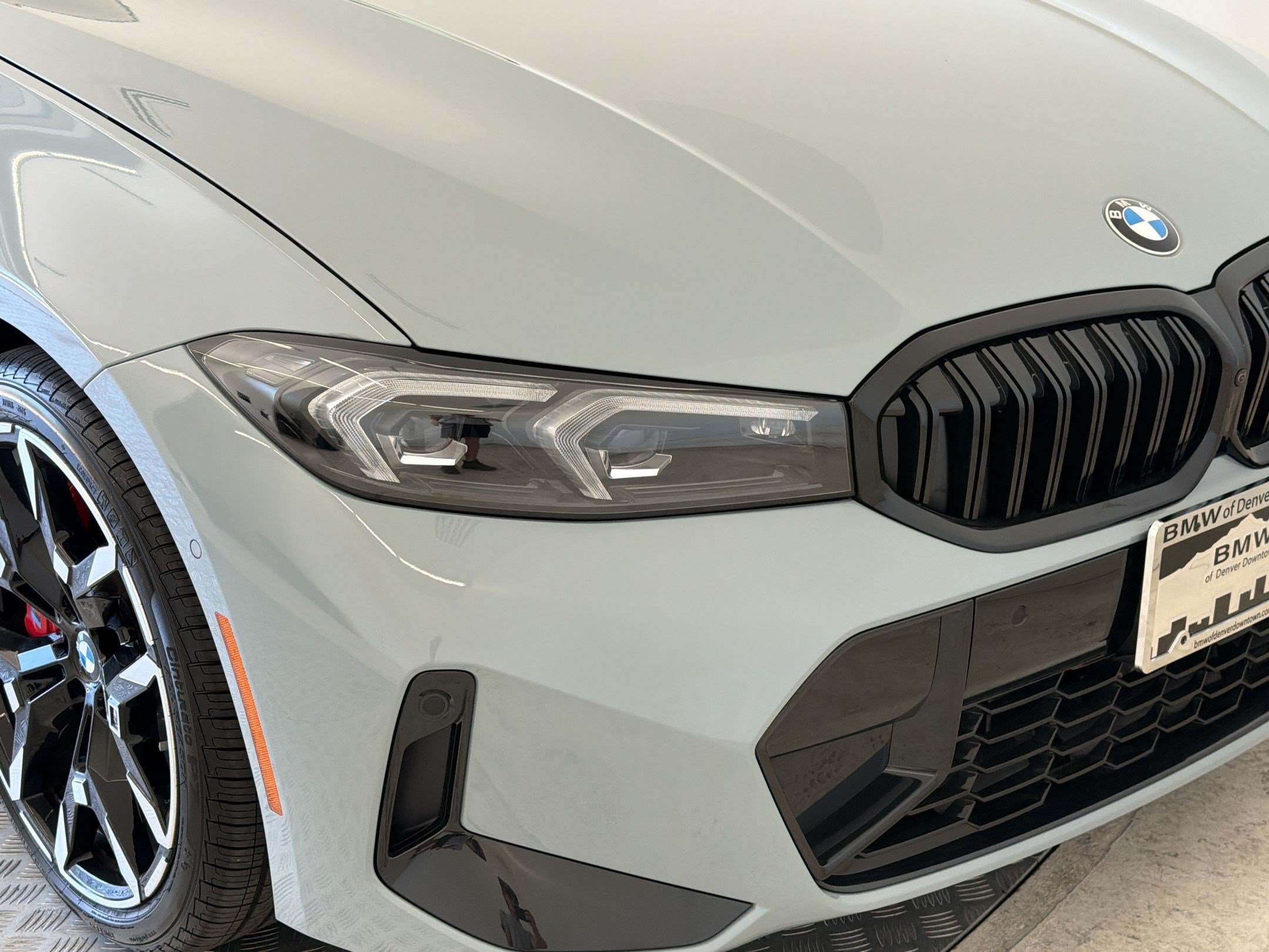 New 2026 BMW 330i xDrive Sedan w/ M Sport Package AWD/4WD image 12