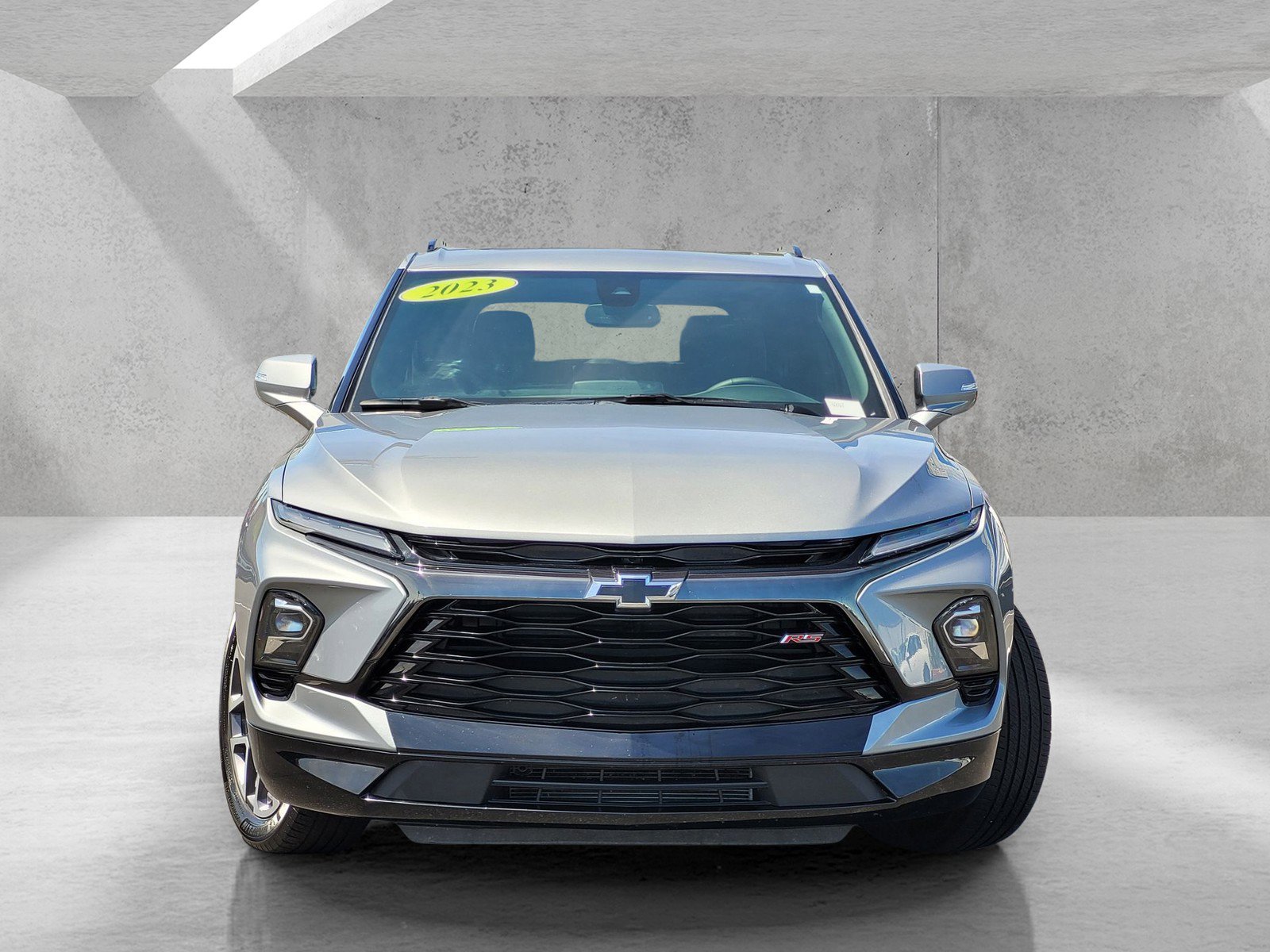 Used 2023 Chevrolet Blazer RS w/ Enhanced Convenience Package FWD image 2