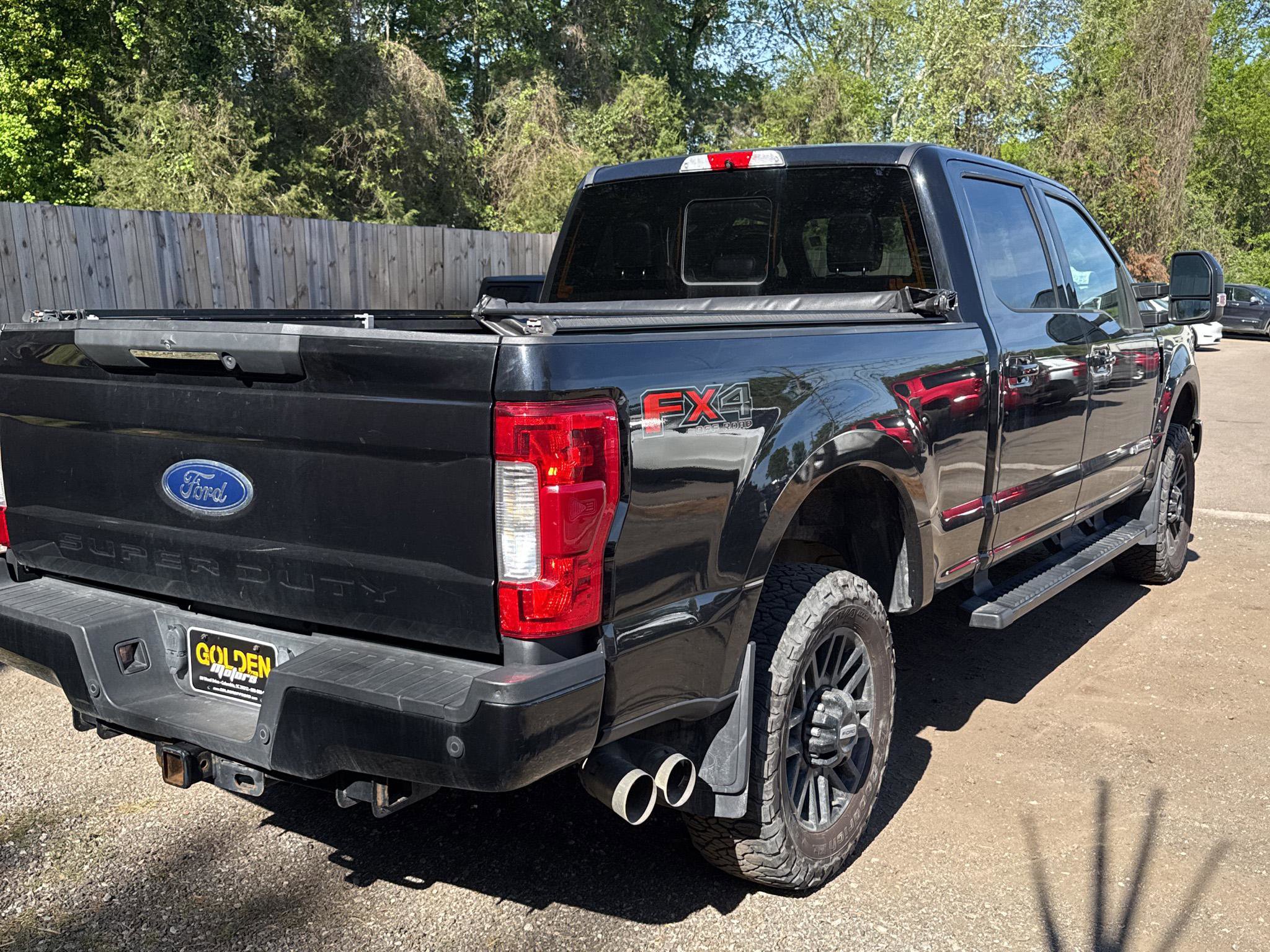 Used 2019 Ford F250 Lariat image 9
