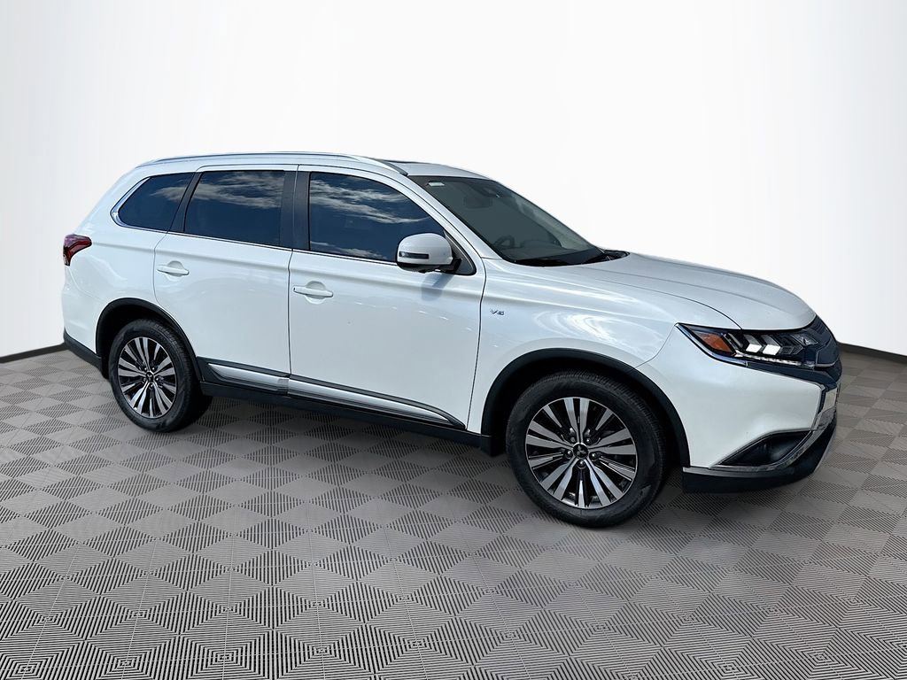 Used 2019 Mitsubishi Outlander GT image 3