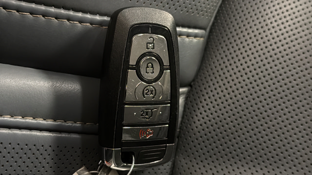 Used 2023 Lincoln Navigator Black Label AWD/4WD image 19