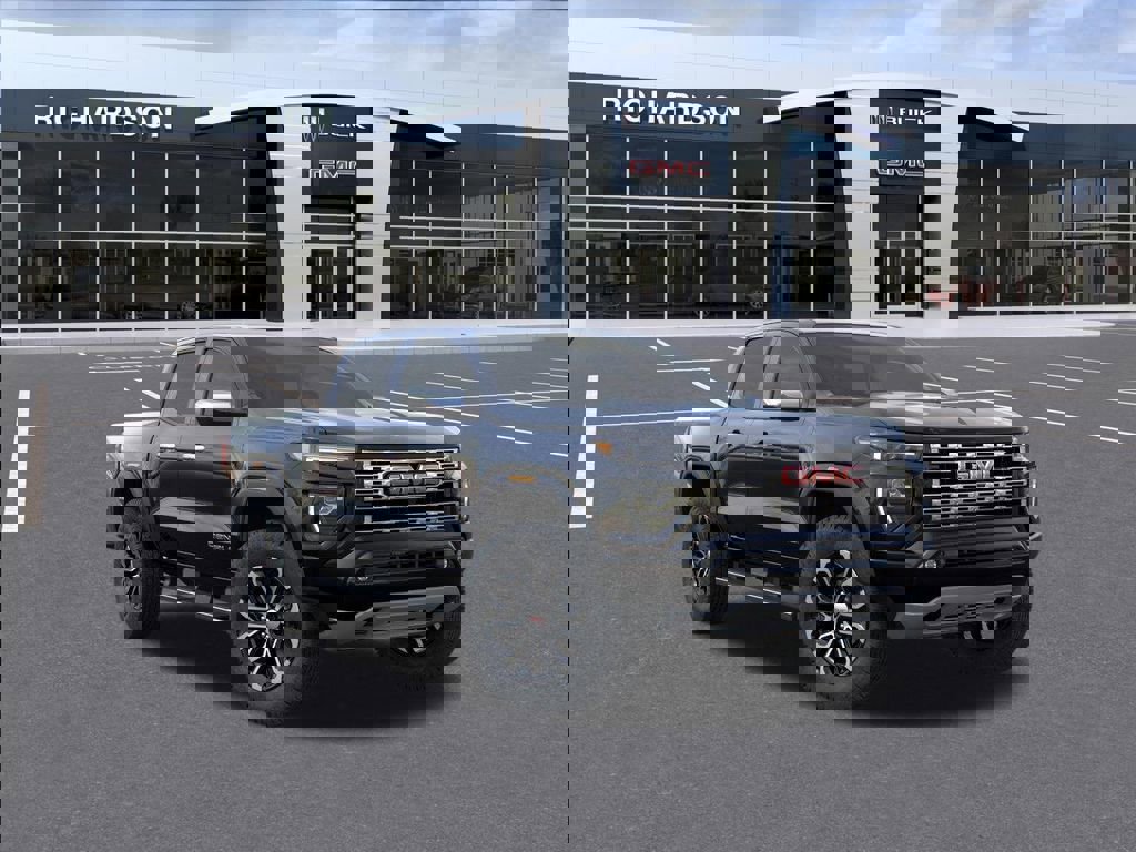 New 2026 GMC Canyon Denali image 1