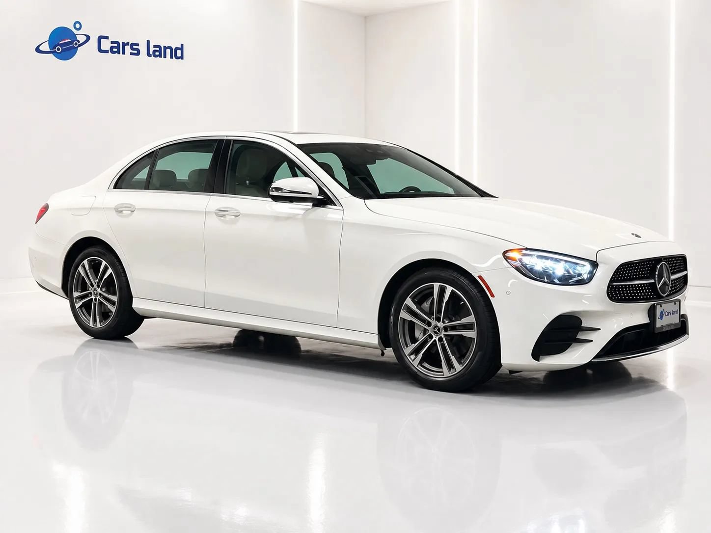 Used 2021 Mercedes-Benz E 350 4MATIC Sedan image 2