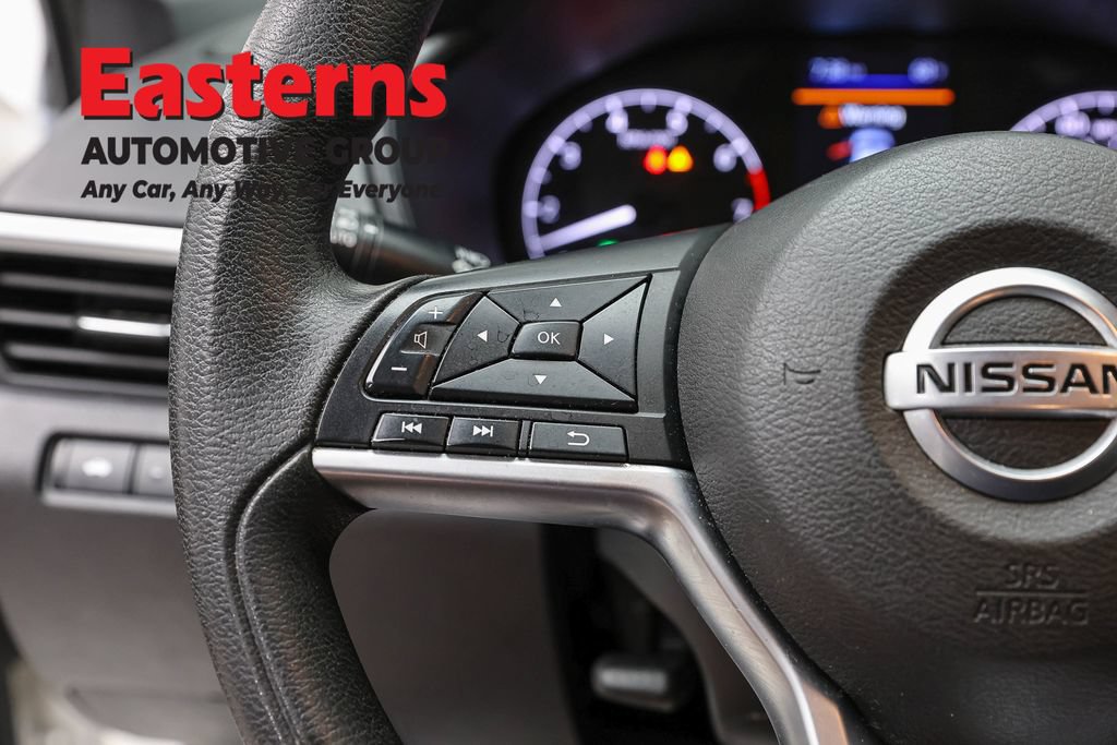 Used 2022 Nissan Altima 2.5 S FWD image 14