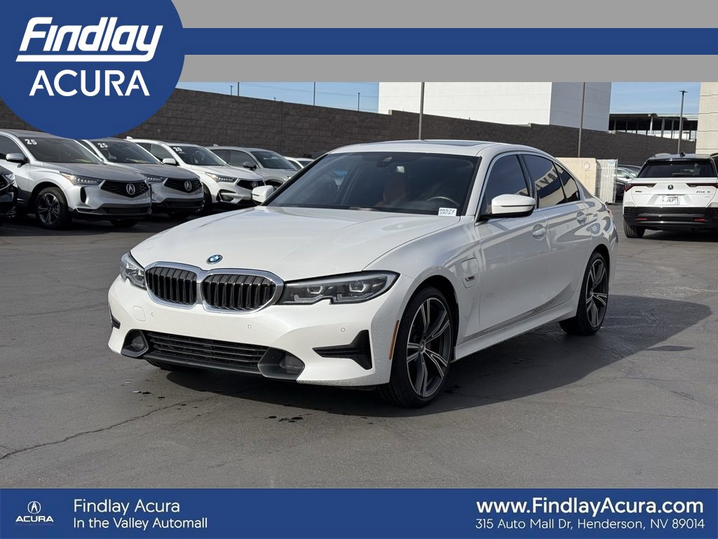 Used 2022 BMW 330e w/ Convenience Package image 10