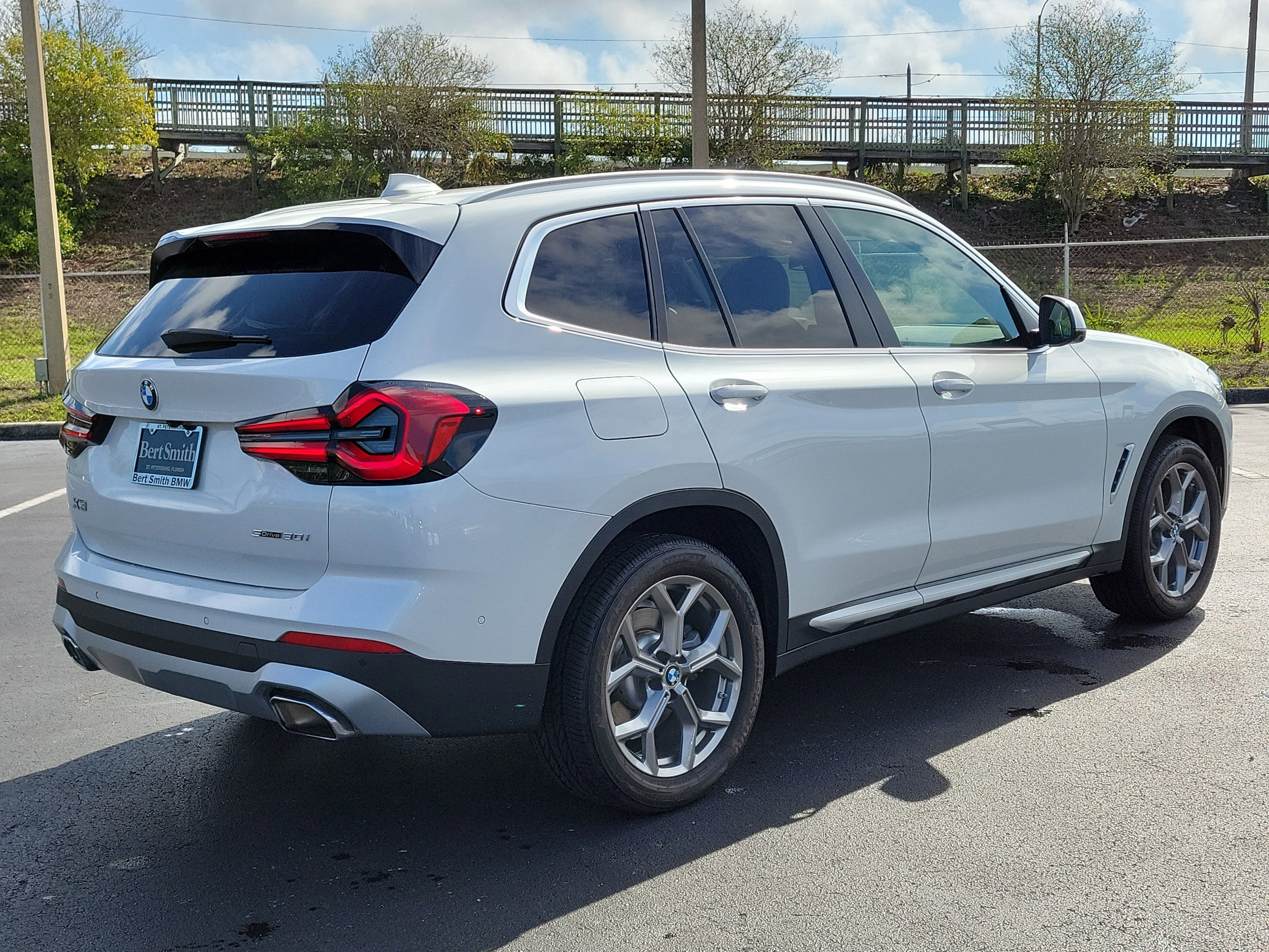 Used 2024 BMW X3 sDrive30i w/ Convenience Package image 3
