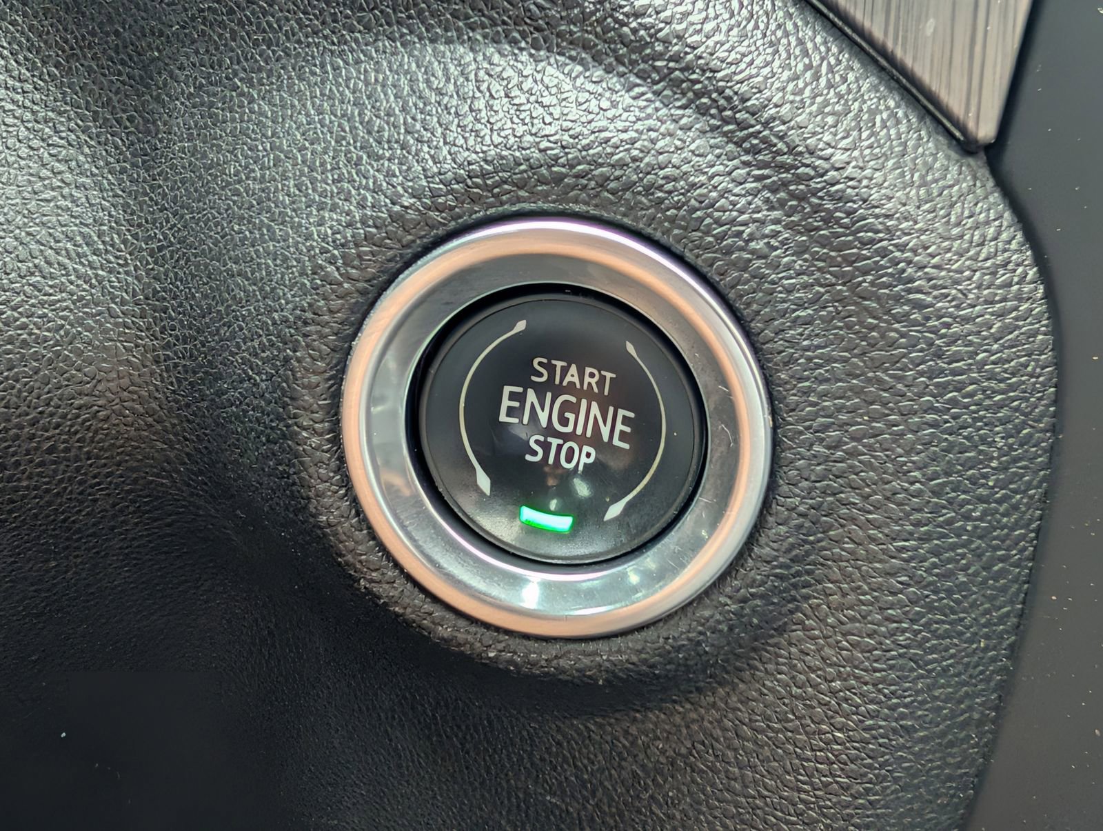 Used 2021 GMC Sierra 1500 Denali w/ Driver Alert Package II AWD/4WD image 37