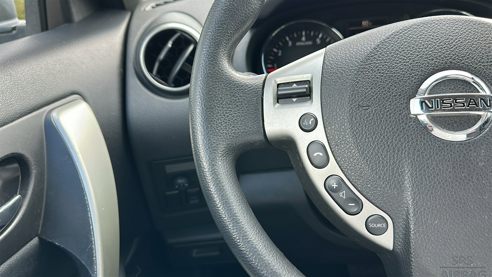 Used 2015 Nissan Rogue S w/ Convenience Package image 15