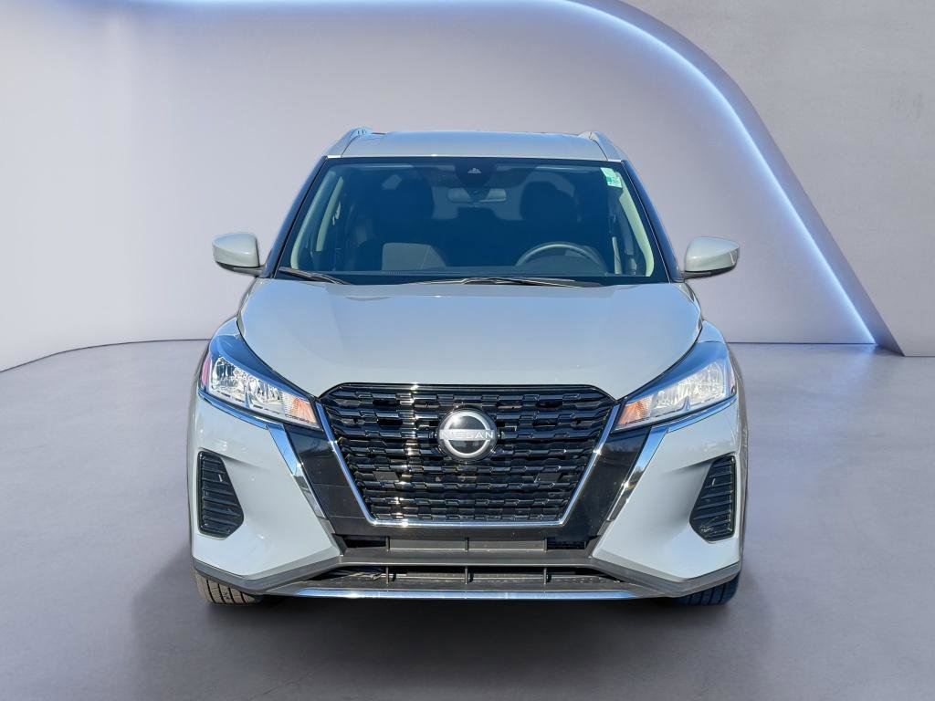 Used 2023 Nissan Kicks SV image 9