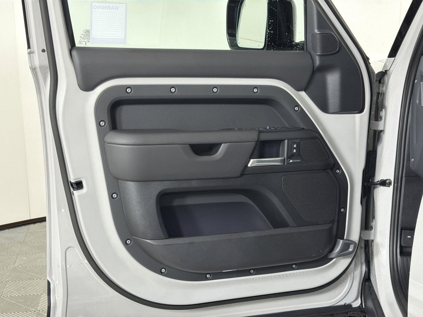 New 2026 Land Rover Defender 110 S image 21