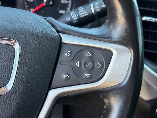 Used 2018 GMC Acadia SLE image 25
