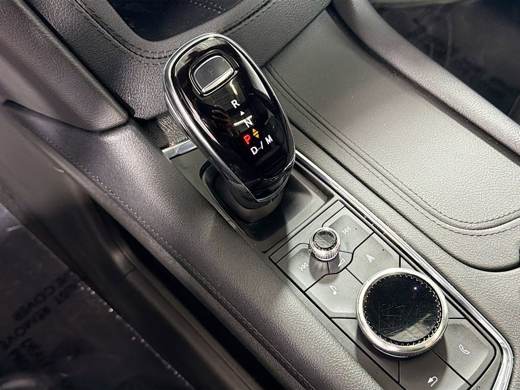 Used 2024 Cadillac XT5 Premium Luxury image 16