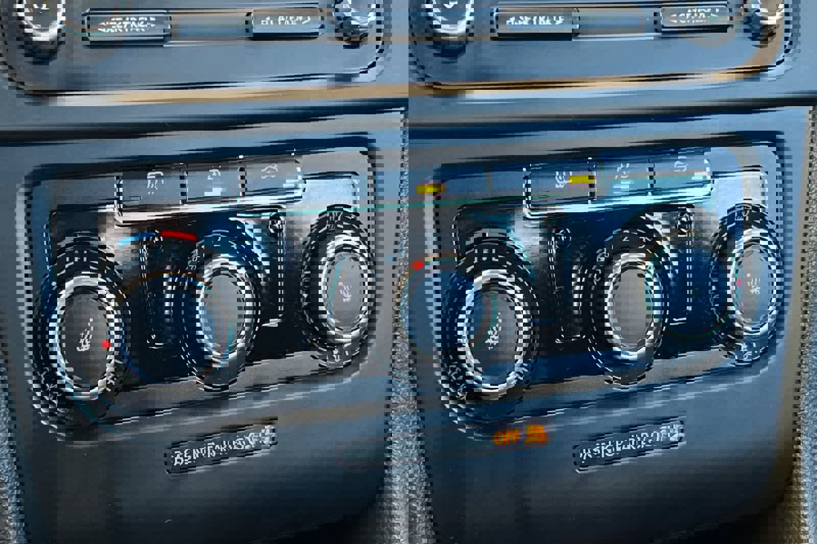 Used 2012 Volkswagen GTI 4-Door image 21