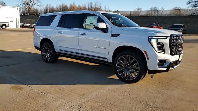 New 2026 GMC Yukon XL Denali Ultimate image 2