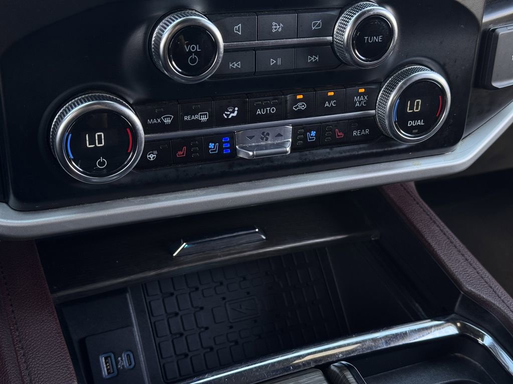 Used 2024 Ford Expedition Limited image 20