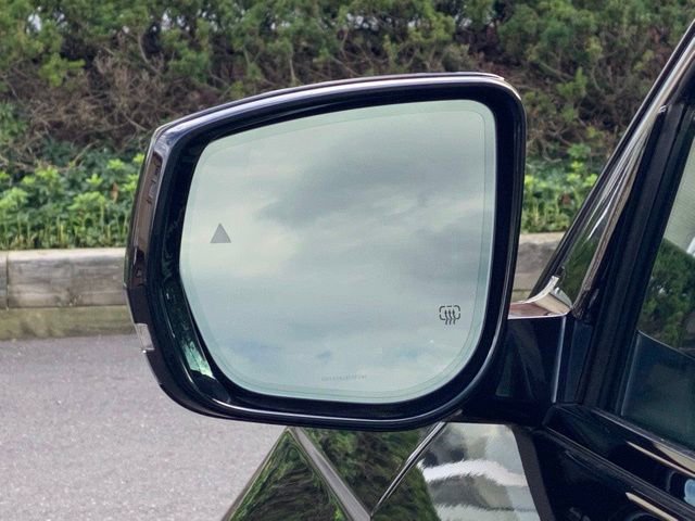 New 2025 Jeep Grand Cherokee Overland w/ Adv Protech Group III image 16