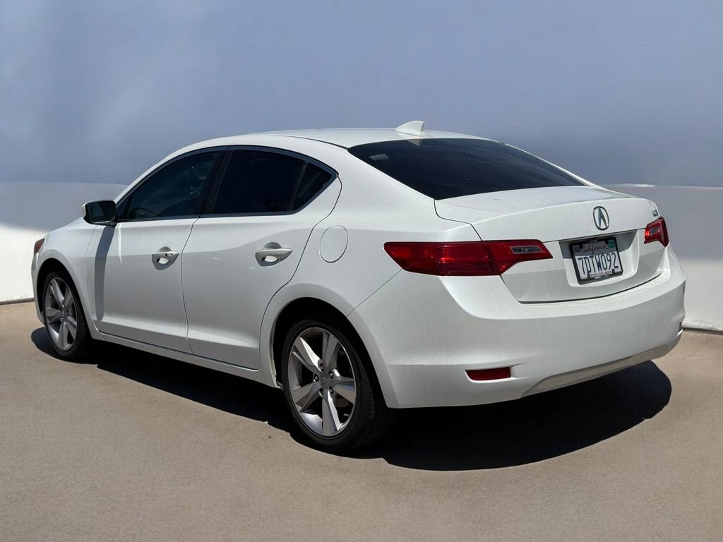 Used 2014 Acura ILX FWD image 5