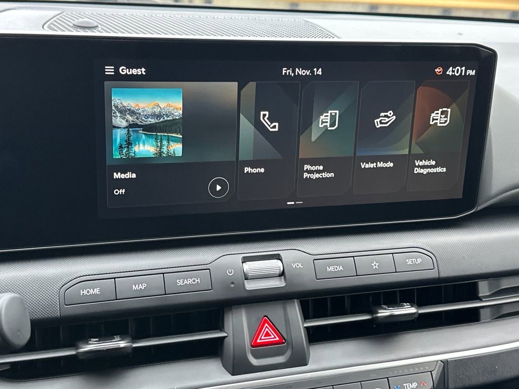 New 2025 Kia K4 FWD image 20