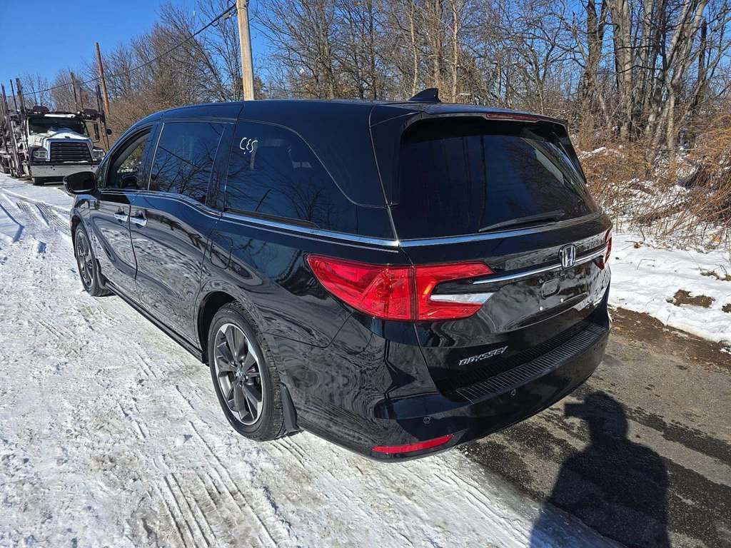 Used 2023 Honda Odyssey Elite image 6