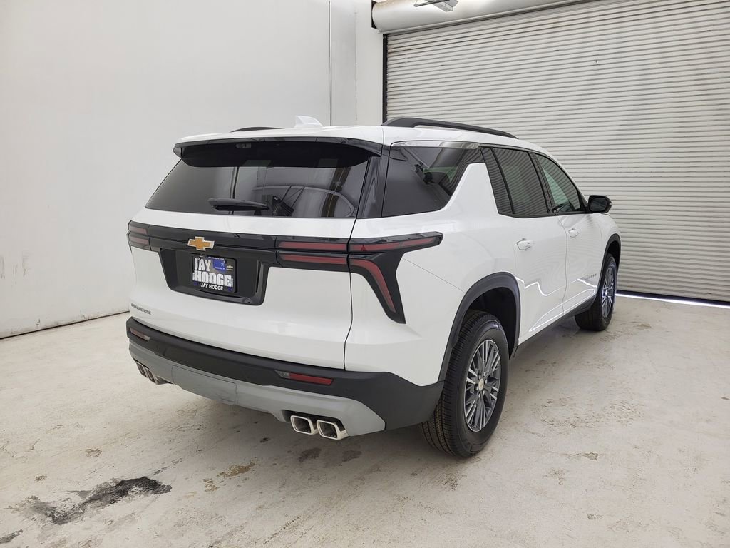 New 2026 Chevrolet Traverse LT w/ Driver Confidence Package image 15