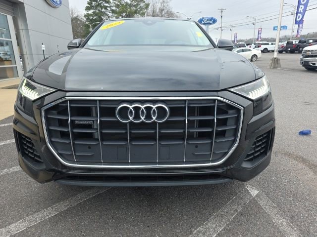 Used 2023 Audi Q8 Premium image 42