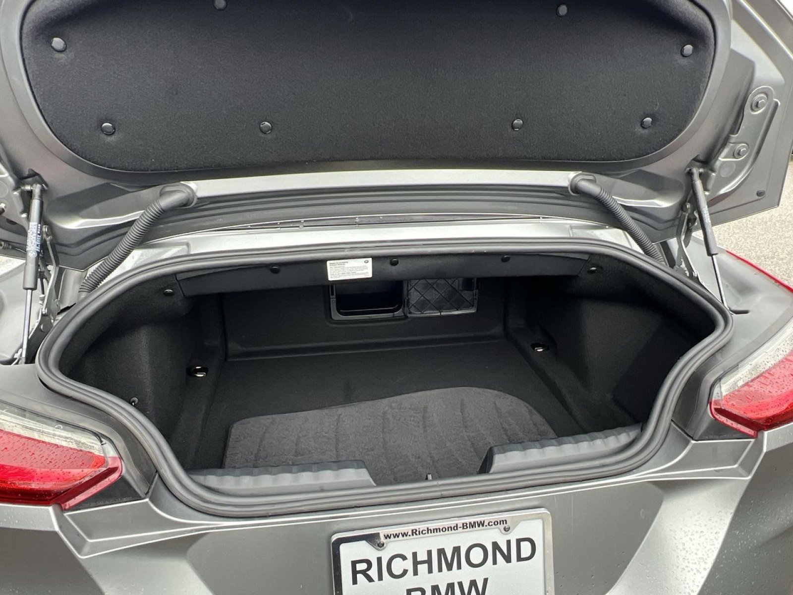 Used 2023 BMW Z4 M40i w/ Premium Package image 28