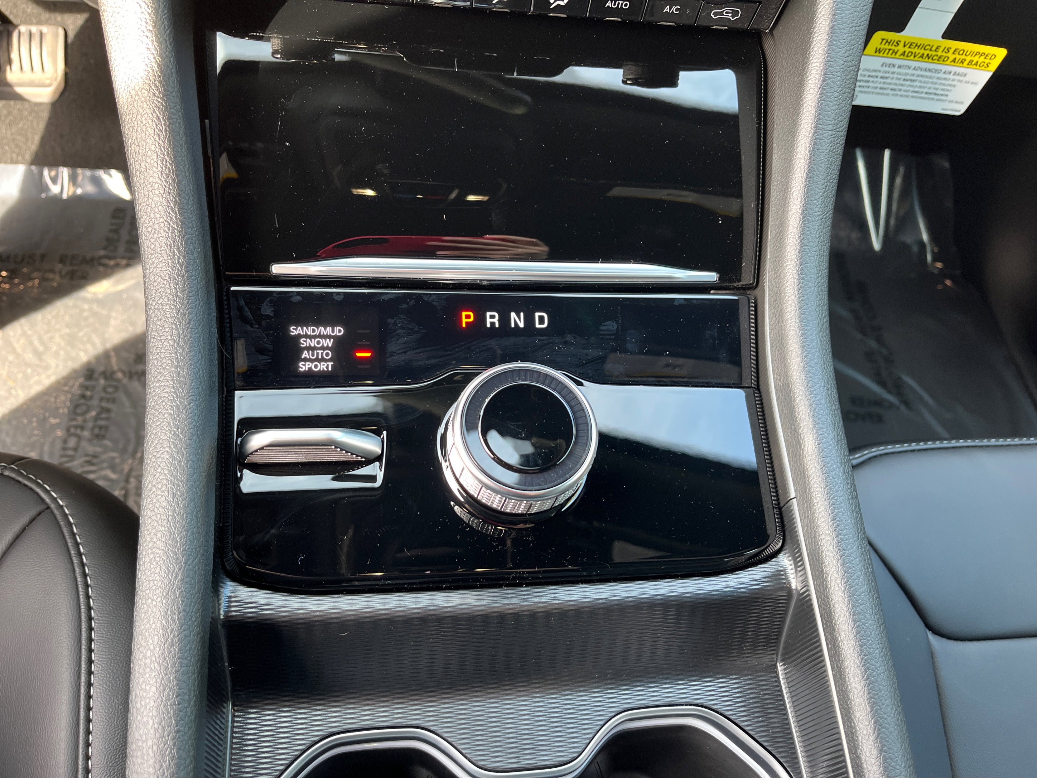 New 2025 Jeep Grand Cherokee Limited w/ Black Appearance Package image 59